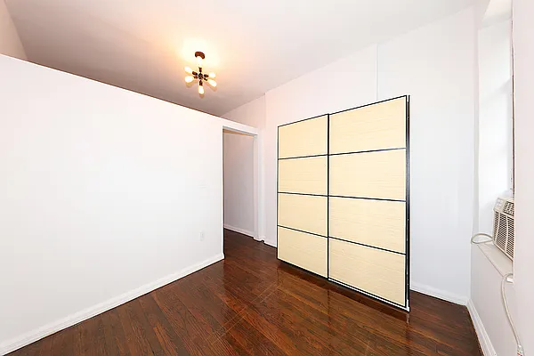 Rented by Corcoran | media 35