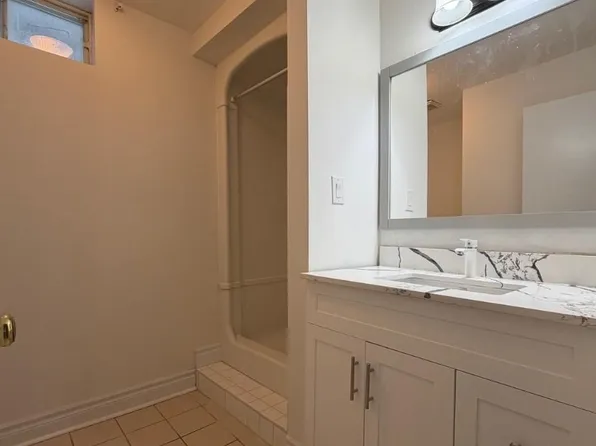 101 Romy Cres, Thorold, ON L2V 4V2