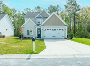 1202 Woods Ct, Morehead City, NC 28557