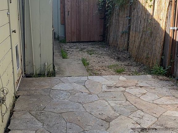 5th image of 3833 Moana Way APT D