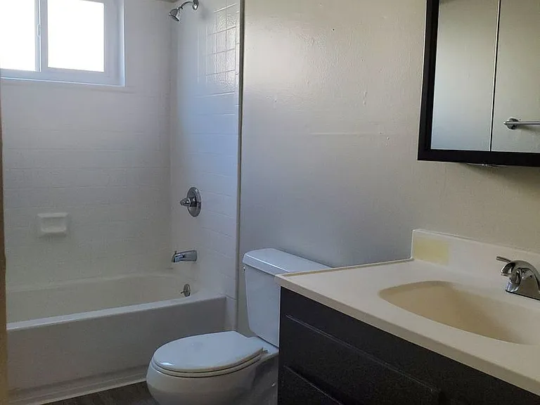 PARKSIDE APARTMENTS — Photo 12