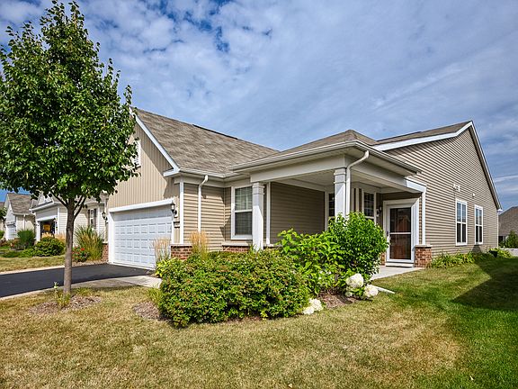 2nd image of 2917 Stoney Creek Dr