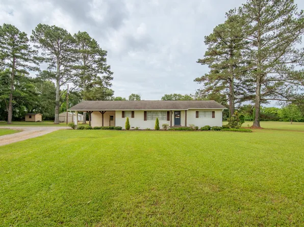 4975-57 East Hwy, Michie, TN 38357