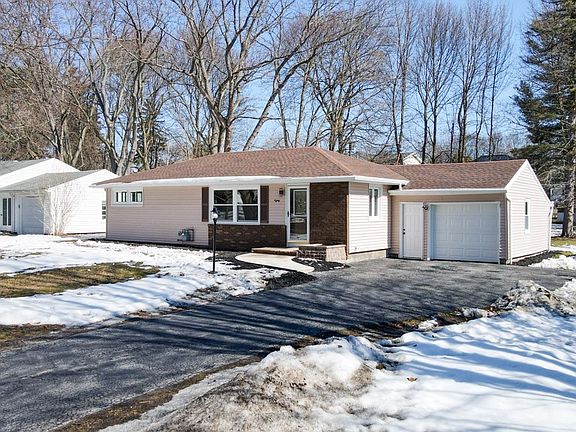 4th image of 80 Alaimo Dr