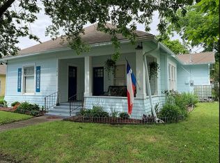 1412 N Robinson St, Cleburne, TX 76031