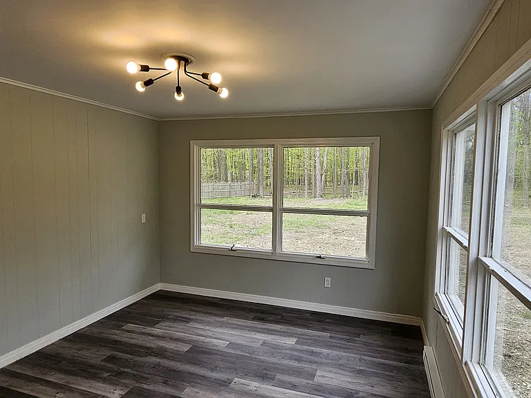 Hanshaw Rd — Photo 15