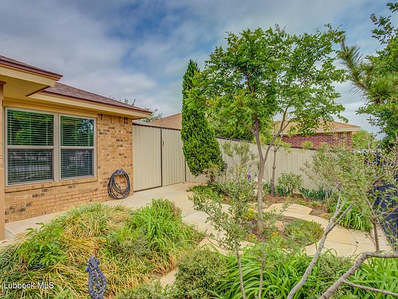 4th image of 8706 Avenue V