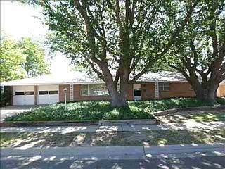 1st image of 903 Pearson Dr