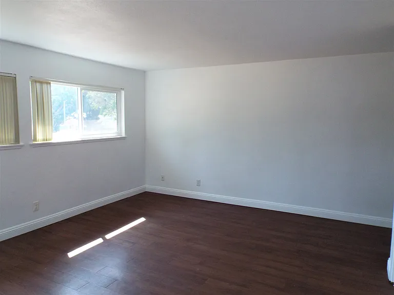 7918 Painter Ave #K — Photo 11