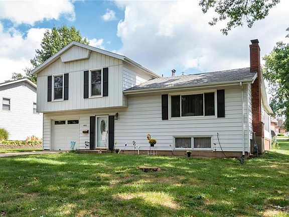 3rd image of 8923 Knox Ln