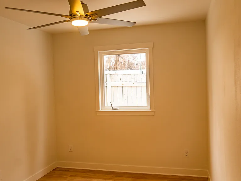 947 Terry St #B — Photo 12