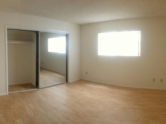 3rd image of 1325 Brockton Ave APT 1