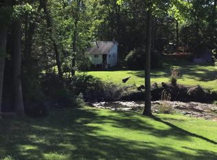 33 Woodhaven Ln, Fairmont, WV 26554