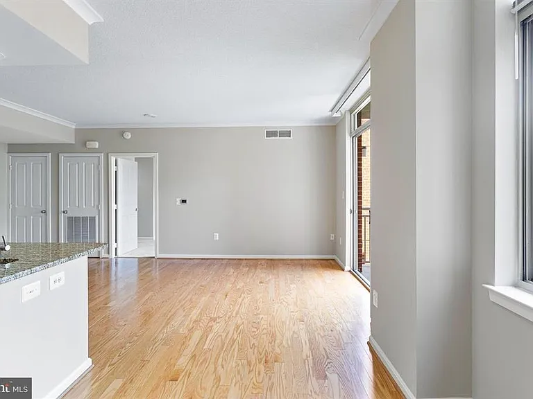 4480 Market Commons Dr #405 — Photo 38