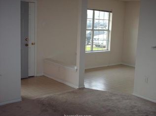 913-915 Sun Mdw, College Station, TX 77845