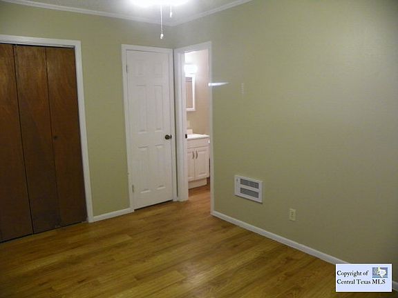 2nd image of 514 N Bauer St #B1