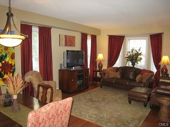 4th image of 14 1st St APT G
