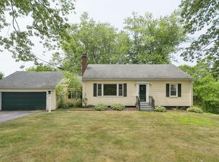 121 Spurwink Ave, Cape Elizabeth, ME 04107