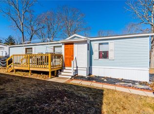 75 Circle Dr, Stonington, CT 06378