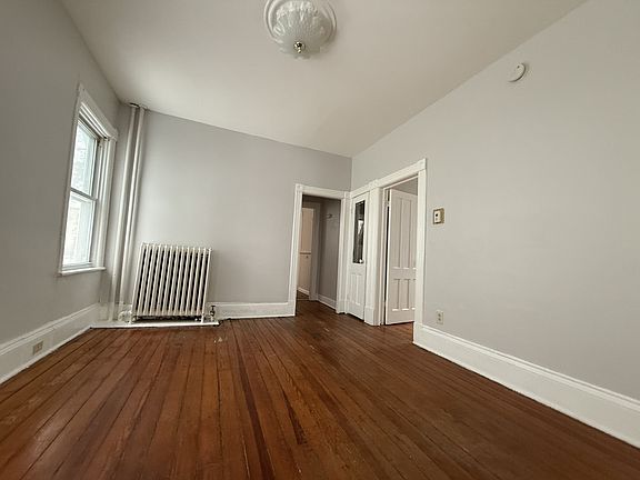 3rd image of 526 Hamilton Street # Fl 1ST
