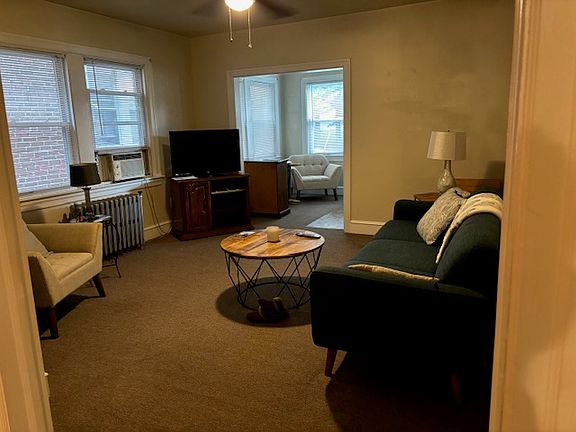 3rd image of 10 W Glenolden Ave #G