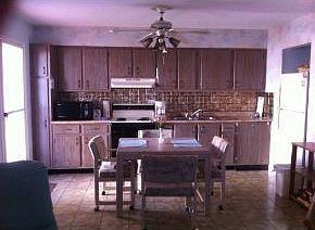 2nd image of 610 Jefferson Ave APT 7