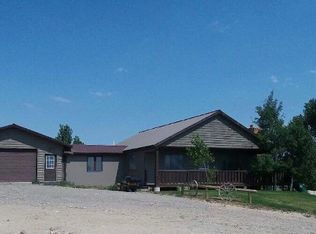 32 Hawk Rd, Riverton, WY 82501