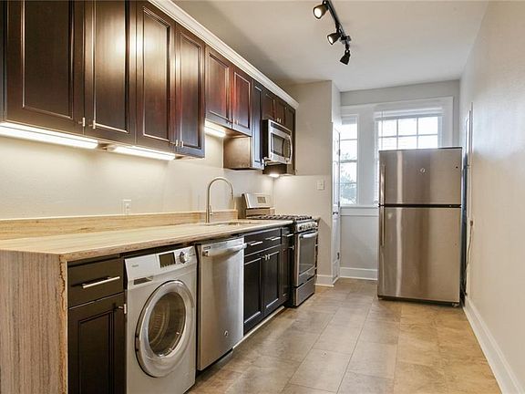 4th image of 4503 Prytania St APT C