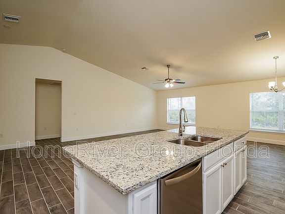 5th image of 2704 23rd St W Unit 6