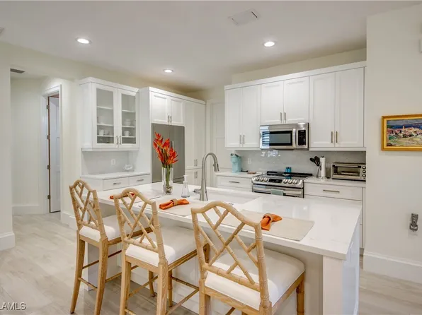 9373 Aviano Dr, Fort Myers, FL 33913