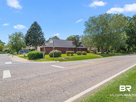 2nd image of 141 Kemper Ln