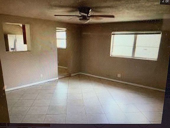 3rd image of 210 SE 4th Ave