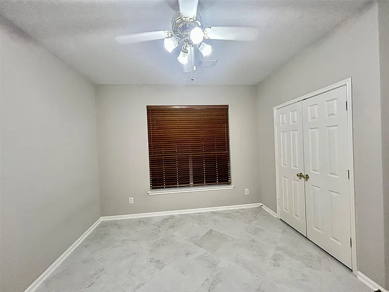 16807 Laguna Springs Dr — Photo 46