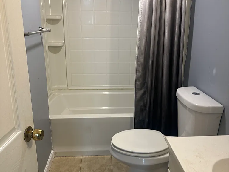 56 Howe Ave — Photo 3
