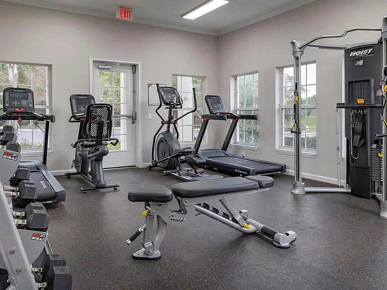 Tuscan Reserve Apartments — Photo 34
