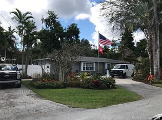325 Farmington Dr, Plantation, FL 33317