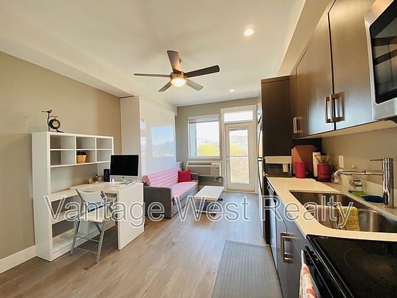 5th image of 925 Leon Ave #607