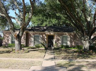 8806 Stroud Dr, Houston, TX 77036