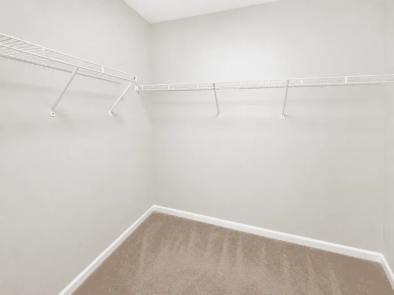 47599 Pembroke Dr — Photo 17