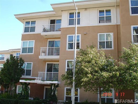 2nd image of 301 Crescent Ct APT 3315