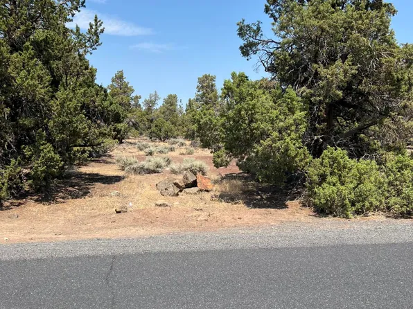 65299 85th St, Bend, OR 97703