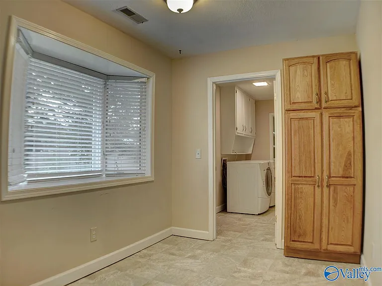 2503 Wynterhall Rd SE — Photo 7