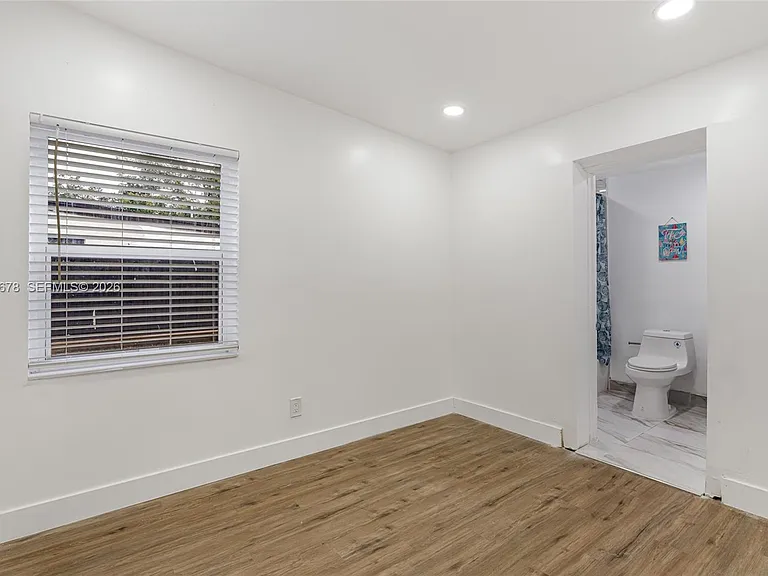 2290 Rutland St — Photo 12