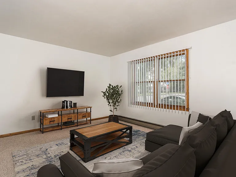 Valley Home Duplexes — Photo 3