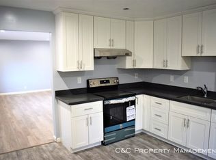 261 Oak St APT 9, Mountain View, CA 94041