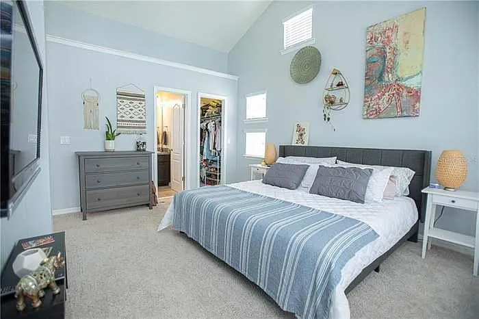9407 Reymont St — Photo 4