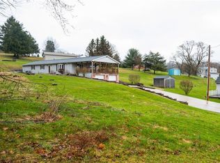 8 Charles St, Cecil, PA 15321