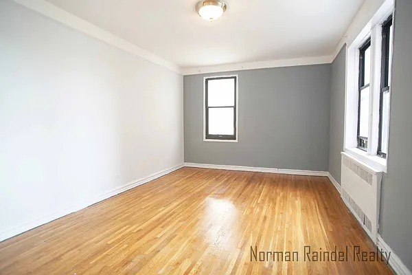 Rented by Norman Raindel, LREB | media 9