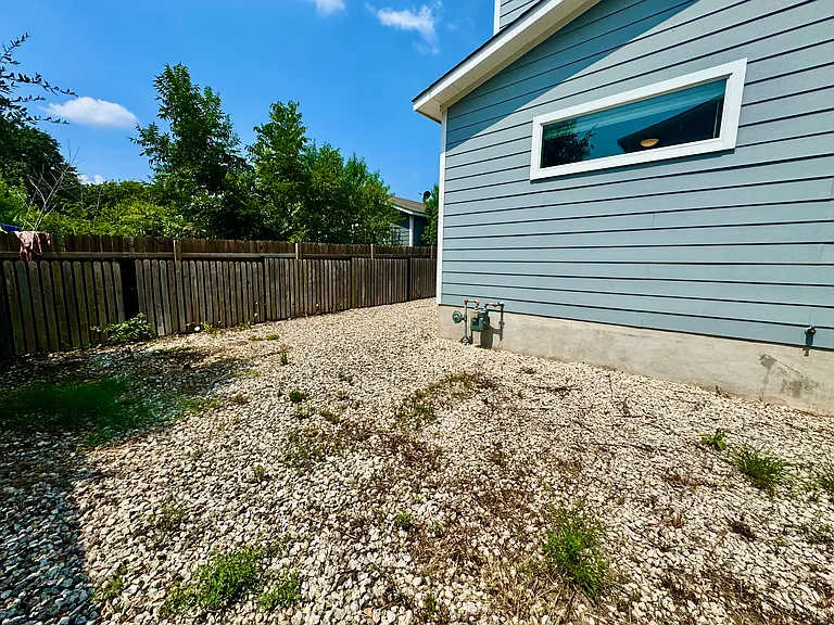 6911 Meador Ave — Photo 35