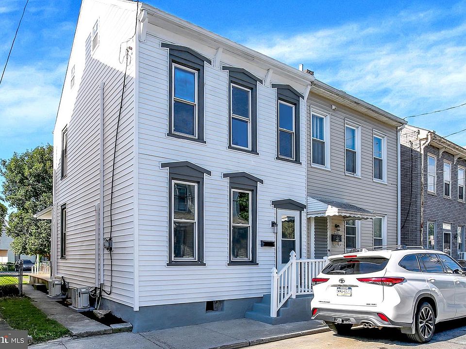 1st image of 218 Guilford St